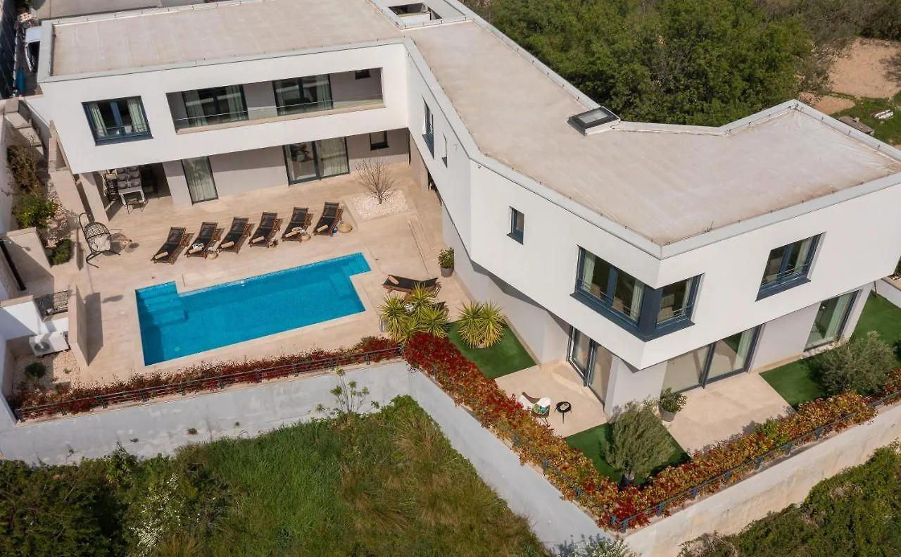 Kaštela Luxury Villa Encanto With Heated Pool