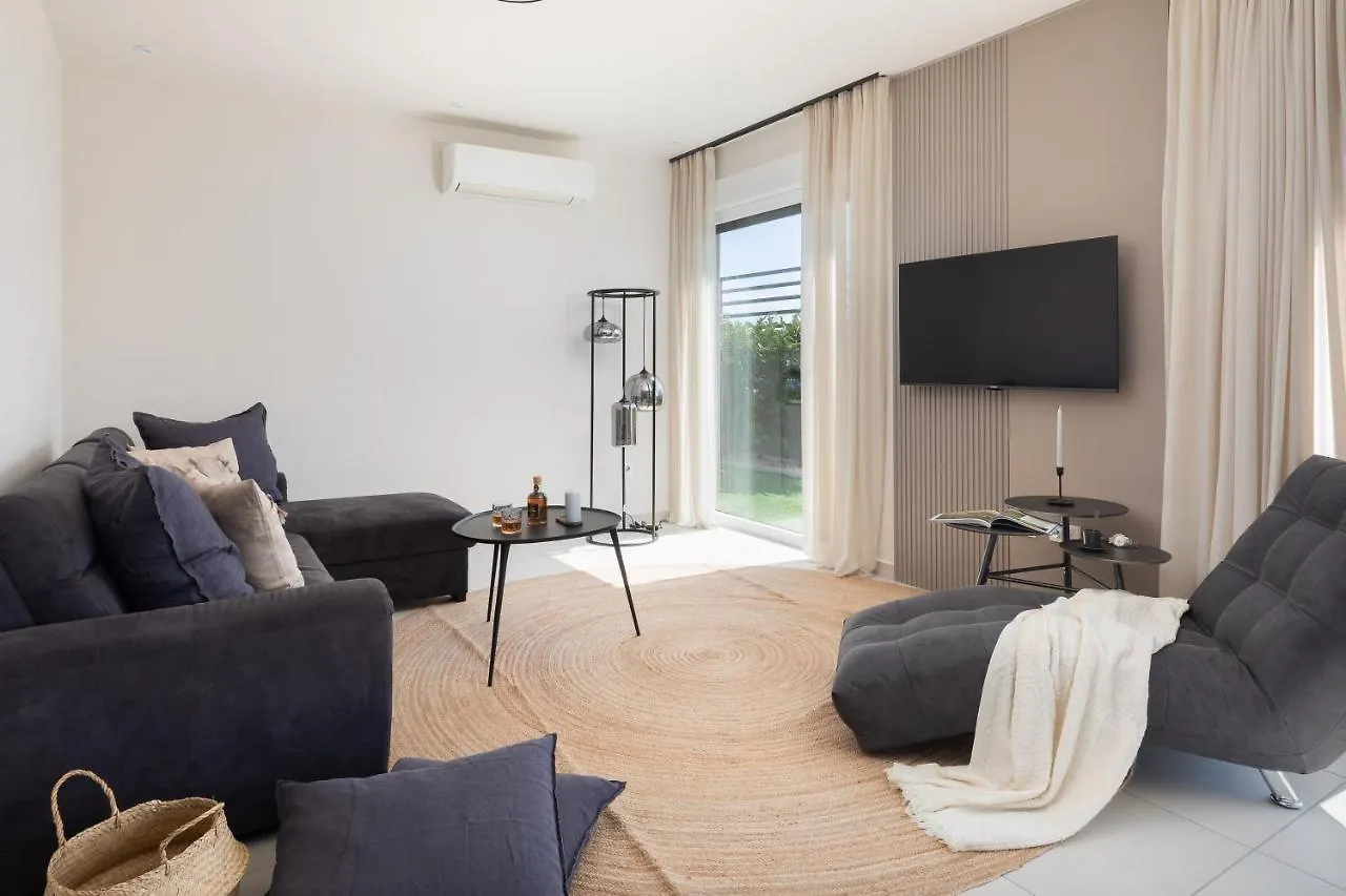 Kaštela Luxury Villa Encanto With Heated Pool