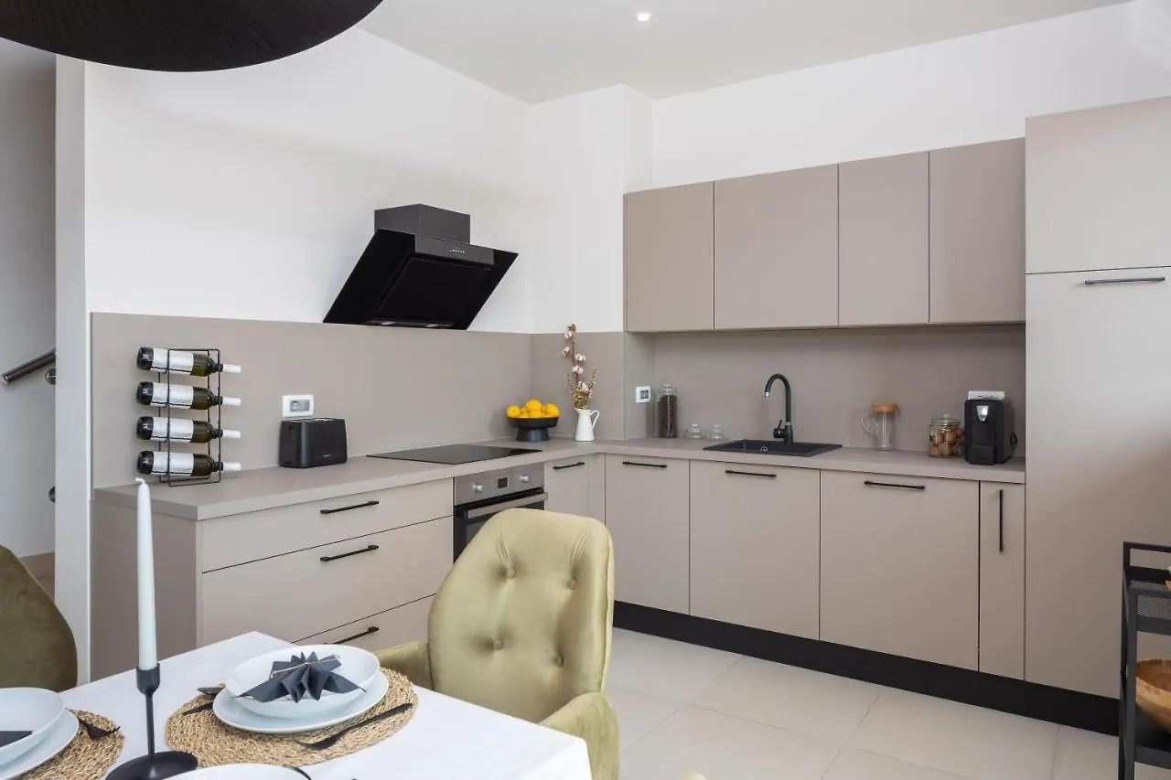 Kaštela Luxury Villa Encanto With Heated Pool קרואטיה